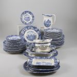 1687 3342 DINNERWARE